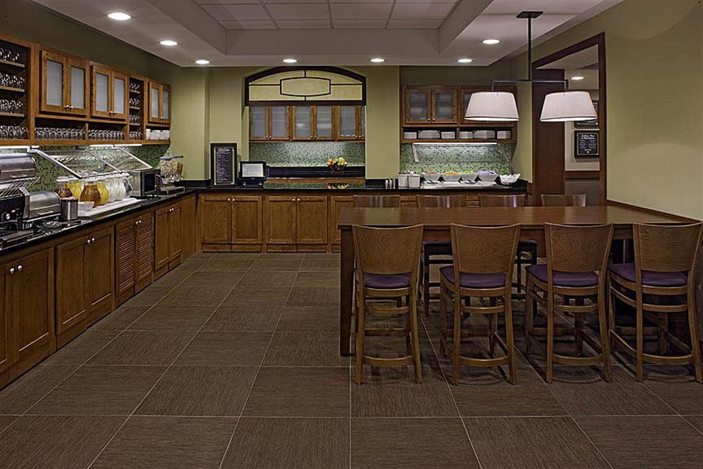 Hyatt Place Milford/New Haven Restaurant foto